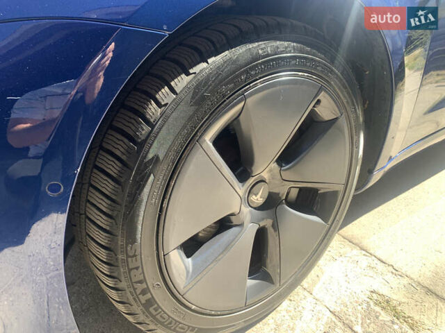 Синий Тесла Модель 3, объемом двигателя 0 л и пробегом 101 тыс. км за 20900 $, фото 15 на Automoto.ua