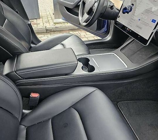 Синий Тесла Модель 3, объемом двигателя 0 л и пробегом 110 тыс. км за 17500 $, фото 9 на Automoto.ua