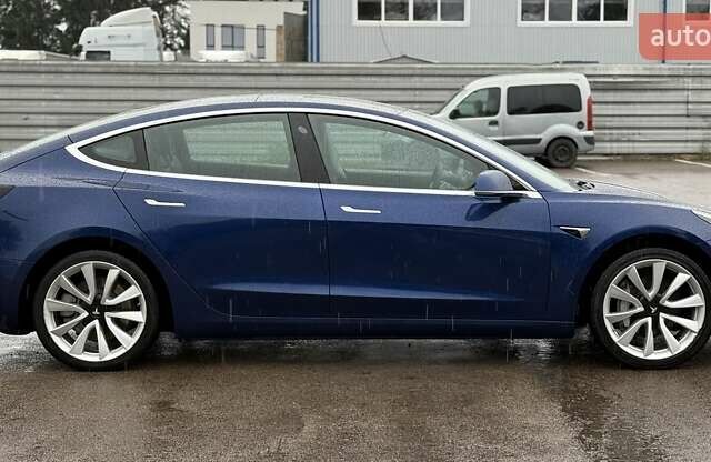 Синий Тесла Модель 3, объемом двигателя 0 л и пробегом 180 тыс. км за 13300 $, фото 10 на Automoto.ua