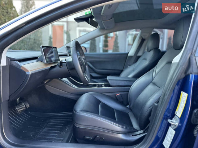 Синий Тесла Модель 3, объемом двигателя 0 л и пробегом 71 тыс. км за 17500 $, фото 54 на Automoto.ua