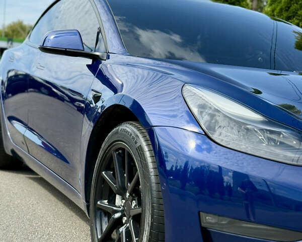 Тесла Модель 3 2020 в Харькове на Automoto.ua Синий Тесла Модель 3, объемом двигателя 0 л и пробегом 84 тыс. км за 20500 $, фото 11 на Automoto.ua