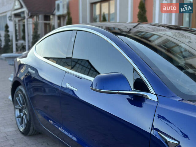 Синий Тесла Модель 3, объемом двигателя 0 л и пробегом 71 тыс. км за 17500 $, фото 14 на Automoto.ua