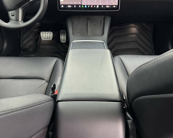 Синий Тесла Модель 3, объемом двигателя 0 л и пробегом 64 тыс. км за 19900 $, фото 32 на Automoto.ua