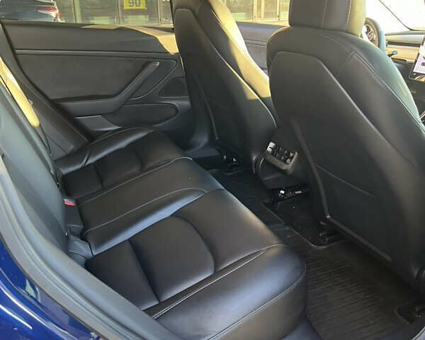 Синій Тесла Модель 3, об'ємом двигуна 0 л та пробігом 140 тис. км за 16700 $, фото 13 на Automoto.ua
