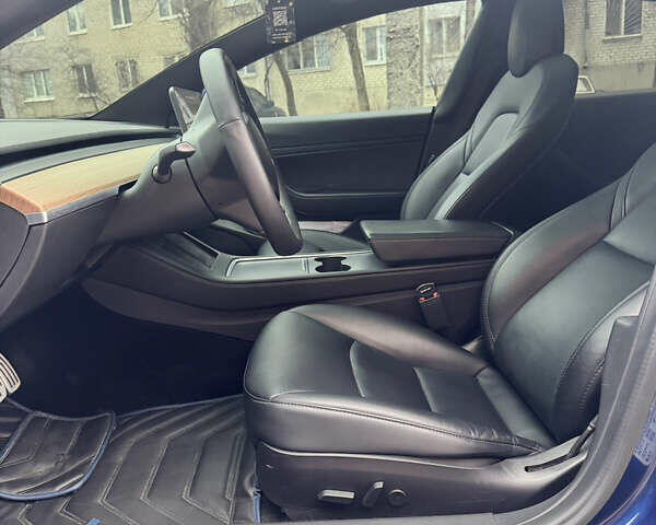 Синий Тесла Модель 3, объемом двигателя 0 л и пробегом 60 тыс. км за 21500 $, фото 10 на Automoto.ua