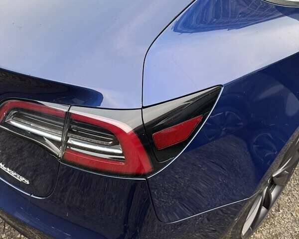 Синий Тесла Модель 3, объемом двигателя 0 л и пробегом 146 тыс. км за 19999 $, фото 12 на Automoto.ua