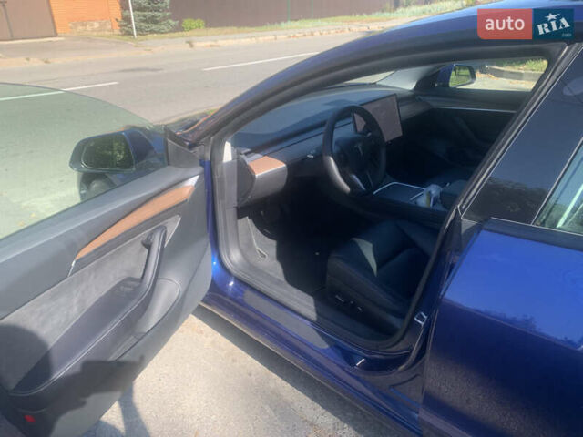 Синий Тесла Модель 3, объемом двигателя 0 л и пробегом 101 тыс. км за 20900 $, фото 10 на Automoto.ua