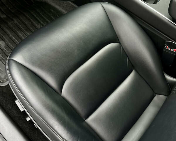 Синий Тесла Модель 3, объемом двигателя 0 л и пробегом 55 тыс. км за 19999 $, фото 28 на Automoto.ua