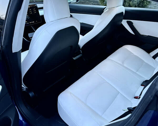 Синій Тесла Модель 3, об'ємом двигуна 0 л та пробігом 76 тис. км за 24600 $, фото 14 на Automoto.ua