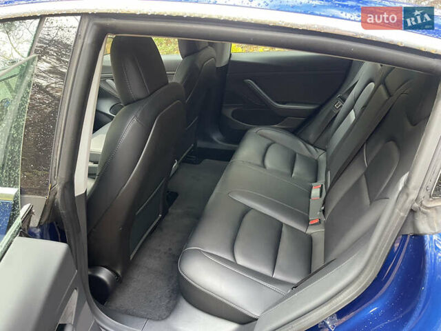 Синій Тесла Модель 3, об'ємом двигуна 0 л та пробігом 130 тис. км за 17000 $, фото 9 на Automoto.ua