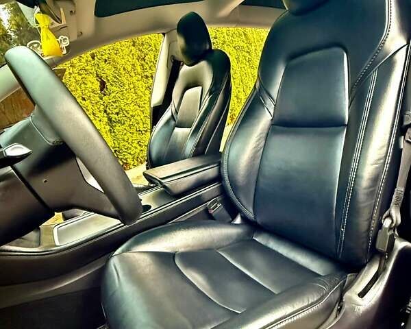 Синій Тесла Модель 3, об'ємом двигуна 0 л та пробігом 135 тис. км за 15800 $, фото 59 на Automoto.ua