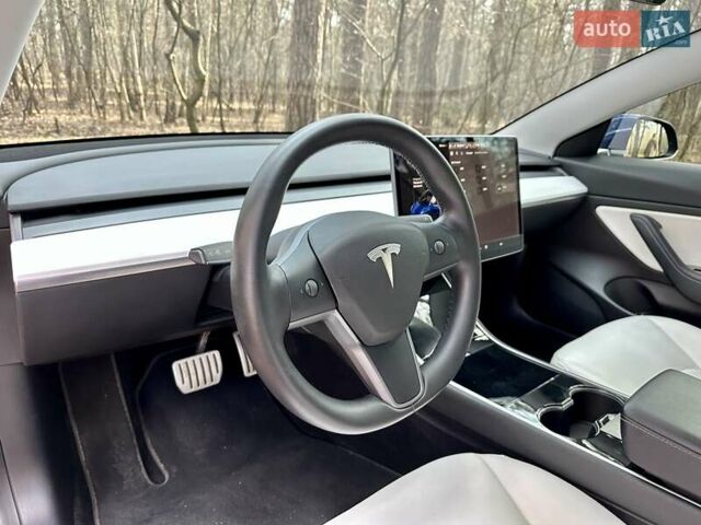 Синий Тесла Модель 3, объемом двигателя 0 л и пробегом 98 тыс. км за 19777 $, фото 20 на Automoto.ua