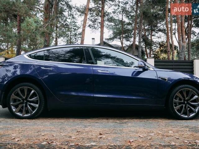 Тесла Модель 3 2020 в Киеве на Automoto.ua Синий Тесла Модель 3, объемом двигателя 0 л и пробегом 137 тыс. км за 20000 $, фото 13 на Automoto.ua