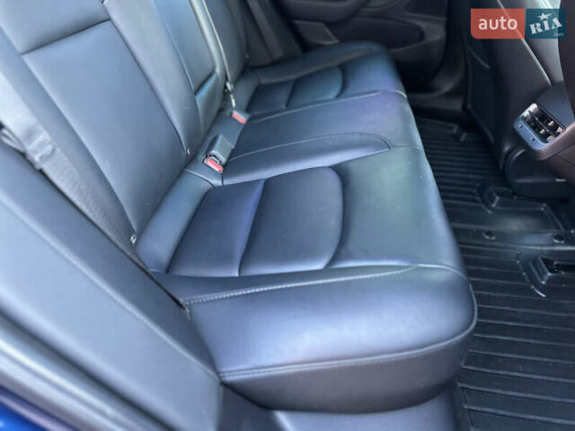 Синий Тесла Модель 3, объемом двигателя 0 л и пробегом 71 тыс. км за 17500 $, фото 87 на Automoto.ua