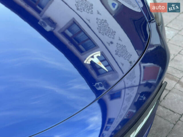 Синий Тесла Модель 3, объемом двигателя 0 л и пробегом 71 тыс. км за 17500 $, фото 17 на Automoto.ua