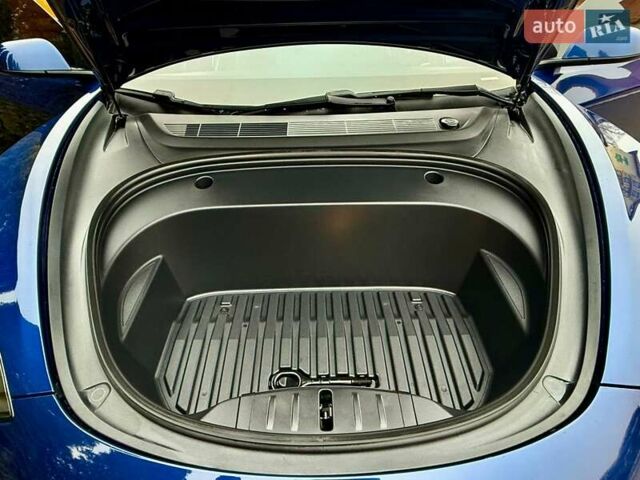 Синій Тесла Модель 3, об'ємом двигуна 0 л та пробігом 135 тис. км за 15800 $, фото 68 на Automoto.ua