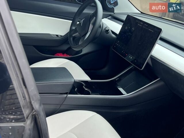 Синій Тесла Модель 3, об'ємом двигуна 0 л та пробігом 206 тис. км за 13999 $, фото 19 на Automoto.ua