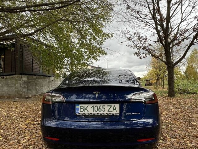 Синій Тесла Модель 3, об'ємом двигуна 0 л та пробігом 63 тис. км за 21500 $, фото 5 на Automoto.ua