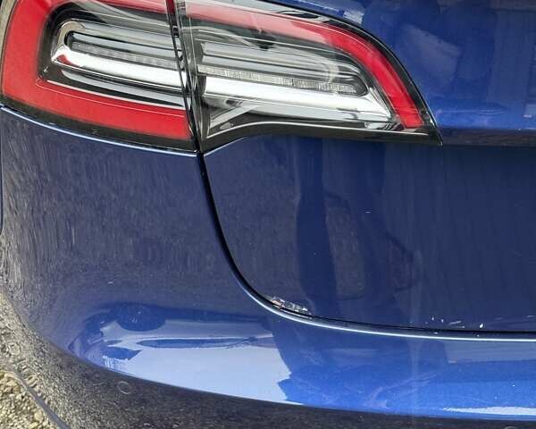 Синий Тесла Модель 3, объемом двигателя 0 л и пробегом 146 тыс. км за 19999 $, фото 11 на Automoto.ua