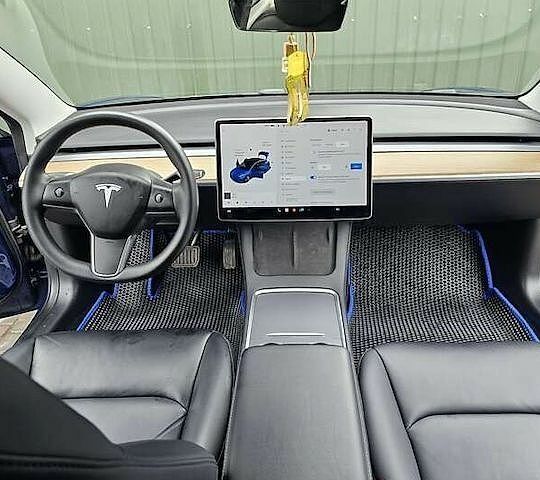 Синий Тесла Модель 3, объемом двигателя 0 л и пробегом 110 тыс. км за 17500 $, фото 5 на Automoto.ua