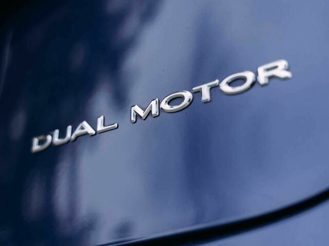 Синій Тесла Модель 3, об'ємом двигуна 0 л та пробігом 136 тис. км за 18000 $, фото 4 на Automoto.ua