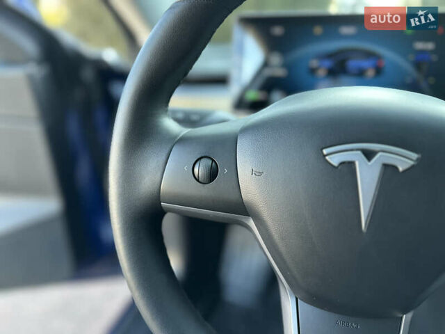 Синий Тесла Модель 3, объемом двигателя 0 л и пробегом 71 тыс. км за 17500 $, фото 62 на Automoto.ua