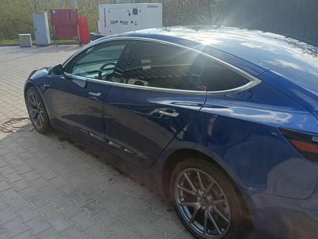 Синій Тесла Модель 3, об'ємом двигуна 0 л та пробігом 65 тис. км за 20999 $, фото 5 на Automoto.ua
