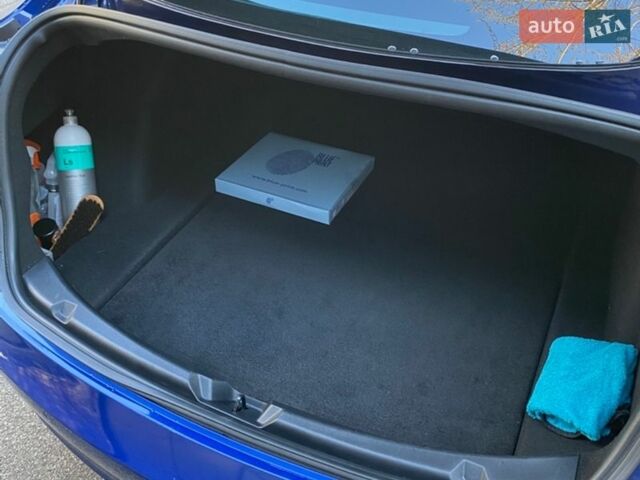 Синій Тесла Модель 3, об'ємом двигуна 0 л та пробігом 99 тис. км за 19500 $, фото 15 на Automoto.ua