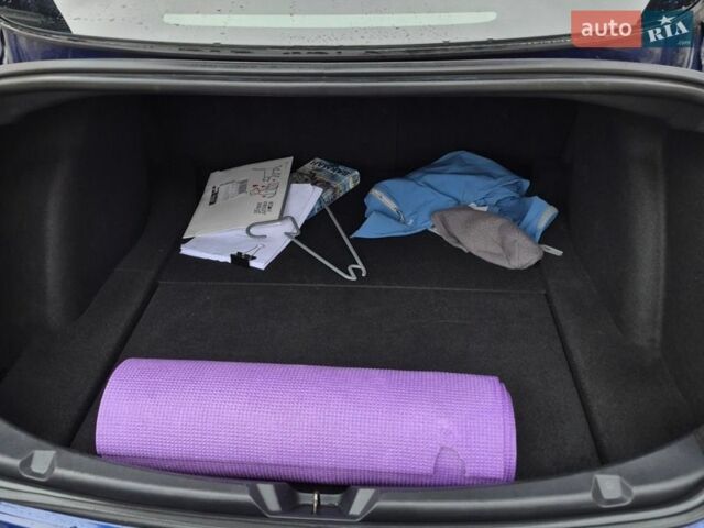 Синий Тесла Модель 3, объемом двигателя 0 л и пробегом 105 тыс. км за 17500 $, фото 15 на Automoto.ua