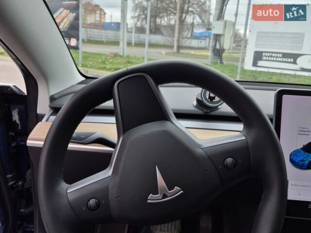 Синий Тесла Модель 3, объемом двигателя 0 л и пробегом 105 тыс. км за 17500 $, фото 16 на Automoto.ua