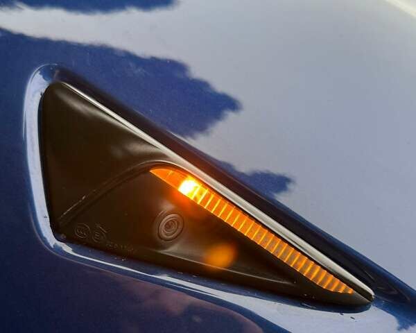 Синій Тесла Модель 3, об'ємом двигуна 0 л та пробігом 135 тис. км за 15800 $, фото 39 на Automoto.ua