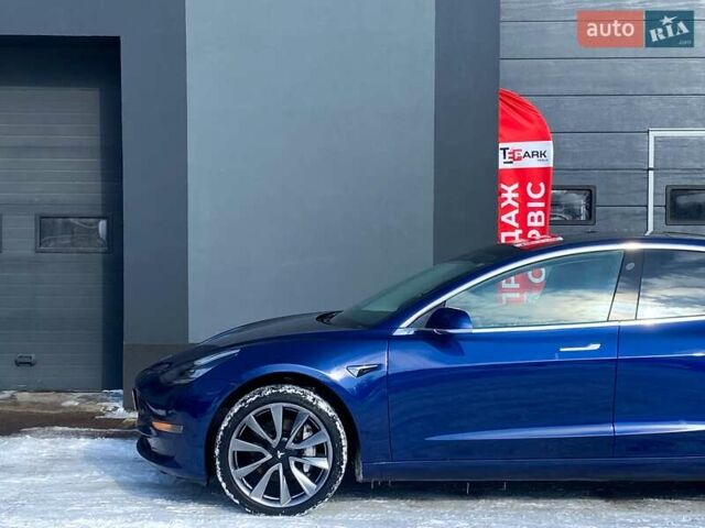 Синій Тесла Модель 3, об'ємом двигуна 0 л та пробігом 151 тис. км за 16999 $, фото 4 на Automoto.ua