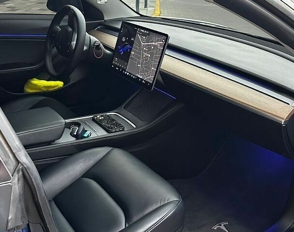 Синій Тесла Модель 3, об'ємом двигуна 0 л та пробігом 137 тис. км за 18000 $, фото 13 на Automoto.ua