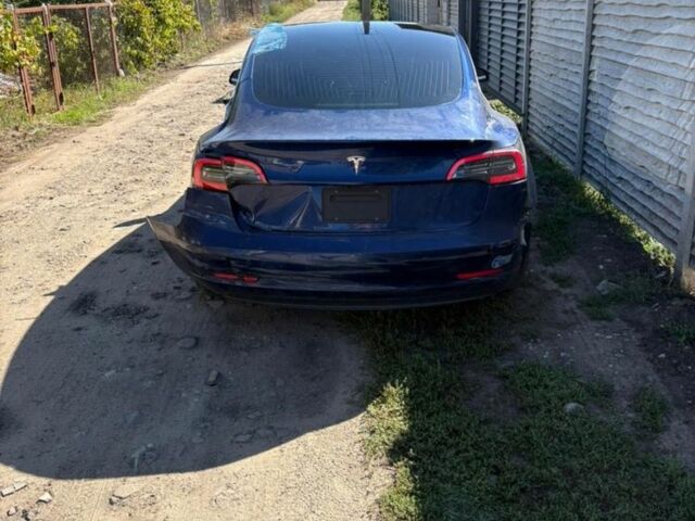 Синий Тесла Модель 3, объемом двигателя 0 л и пробегом 130 тыс. км за 9800 $, фото 4 на Automoto.ua