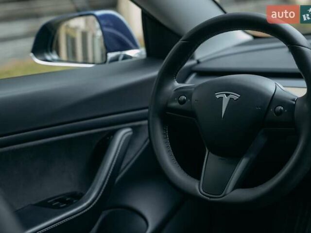 Тесла Модель 3 2020 в Киеве на Automoto.ua Синий Тесла Модель 3, объемом двигателя 0 л и пробегом 137 тыс. км за 20000 $, фото 18 на Automoto.ua