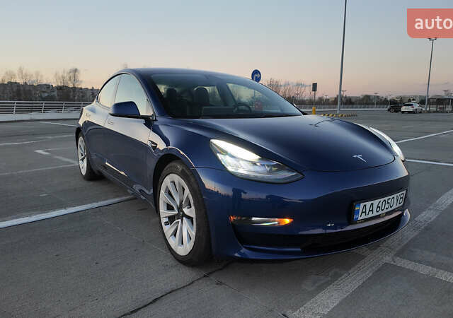 Синий Тесла Модель 3, объемом двигателя 0 л и пробегом 80 тыс. км за 23000 $, фото 8 на Automoto.ua