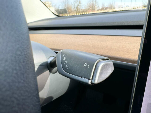 Синій Тесла Модель 3, об'ємом двигуна 0 л та пробігом 81 тис. км за 16800 $, фото 50 на Automoto.ua