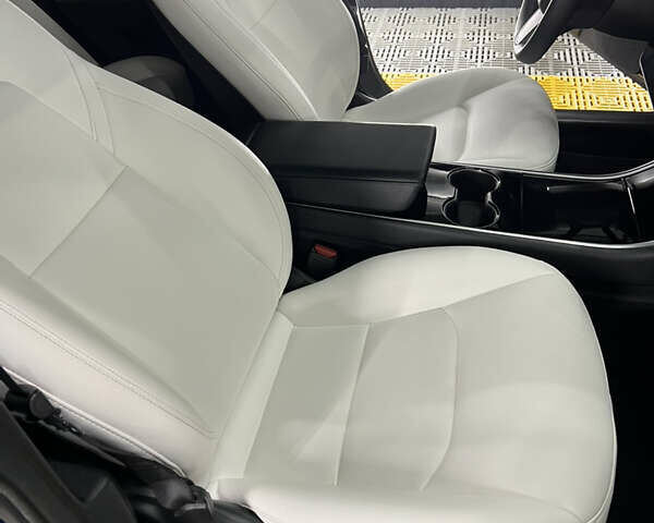 Синий Тесла Модель 3, объемом двигателя 0 л и пробегом 204 тыс. км за 15500 $, фото 18 на Automoto.ua