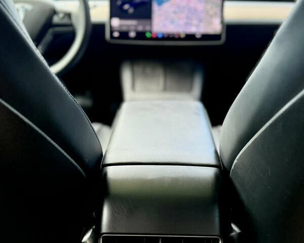 Тесла Модель 3 2020 в Харькове на Automoto.ua Синий Тесла Модель 3, объемом двигателя 0 л и пробегом 84 тыс. км за 20500 $, фото 63 на Automoto.ua