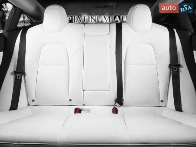 Синій Тесла Модель 3, об'ємом двигуна 0 л та пробігом 31 тис. км за 24900 $, фото 28 на Automoto.ua