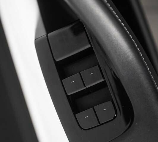 Синій Тесла Модель 3, об'ємом двигуна 0 л та пробігом 31 тис. км за 24900 $, фото 9 на Automoto.ua