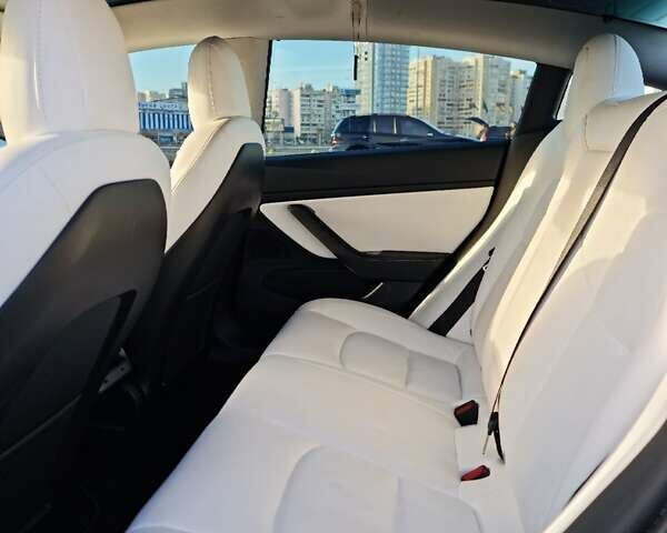 Синий Тесла Модель 3, объемом двигателя 0 л и пробегом 78 тыс. км за 19000 $, фото 8 на Automoto.ua