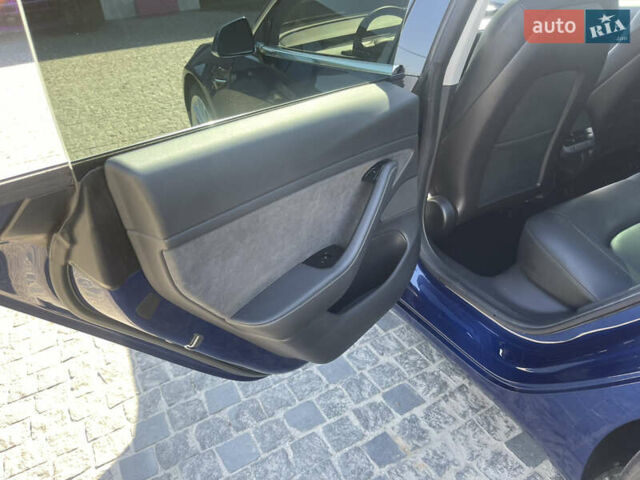 Синій Тесла Модель 3, об'ємом двигуна 0 л та пробігом 113 тис. км за 18100 $, фото 44 на Automoto.ua