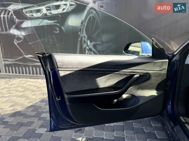 Синий Тесла Модель 3, объемом двигателя 0 л и пробегом 55 тыс. км за 13900 $, фото 29 на Automoto.ua