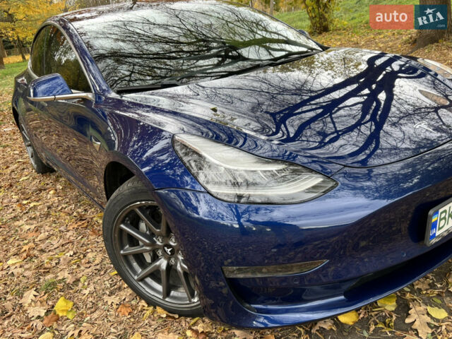 Синій Тесла Модель 3, об'ємом двигуна 0 л та пробігом 63 тис. км за 20500 $, фото 4 на Automoto.ua