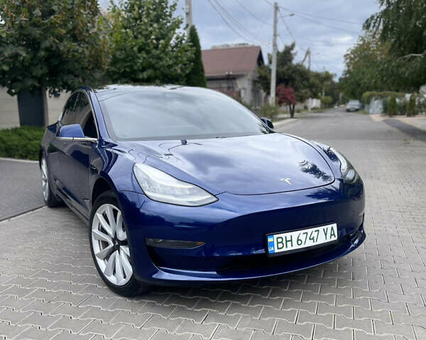 Тесла Модель 3 2020 у Одесі на Automoto.ua Синій Тесла Модель 3, об'ємом двигуна 0 л та пробігом 109 тис. км за 16000 $, фото 3 на Automoto.ua