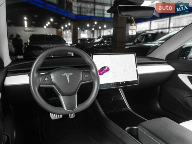 Синій Тесла Модель 3, об'ємом двигуна 0 л та пробігом 31 тис. км за 24900 $, фото 27 на Automoto.ua