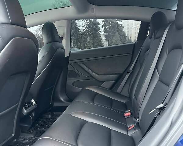 Синий Тесла Модель 3, объемом двигателя 0 л и пробегом 93 тыс. км за 20700 $, фото 18 на Automoto.ua