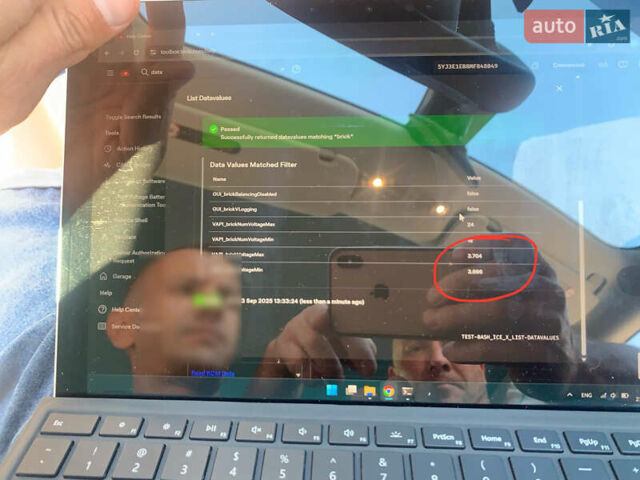 Синий Тесла Модель 3, объемом двигателя 0 л и пробегом 101 тыс. км за 20900 $, фото 18 на Automoto.ua
