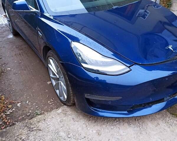 Синий Тесла Модель 3, объемом двигателя 0 л и пробегом 181 тыс. км за 11900 $, фото 2 на Automoto.ua